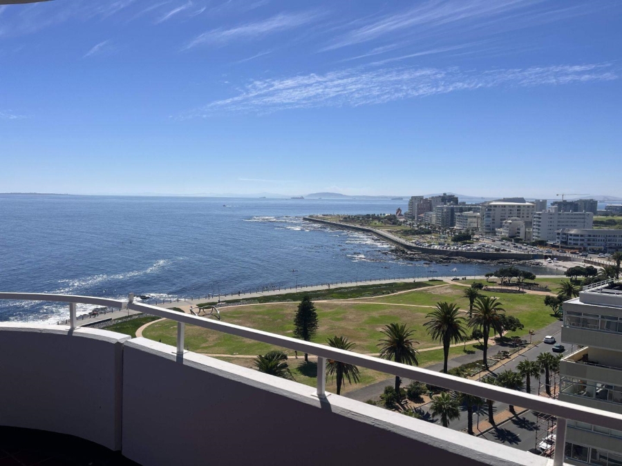 To Let 3 Bedroom Property for Rent in Sea Point Western Cape
